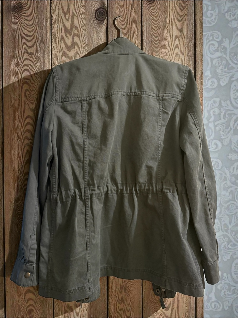 GAP Women’s Olive Utility Jacket - Picture 4 of 10